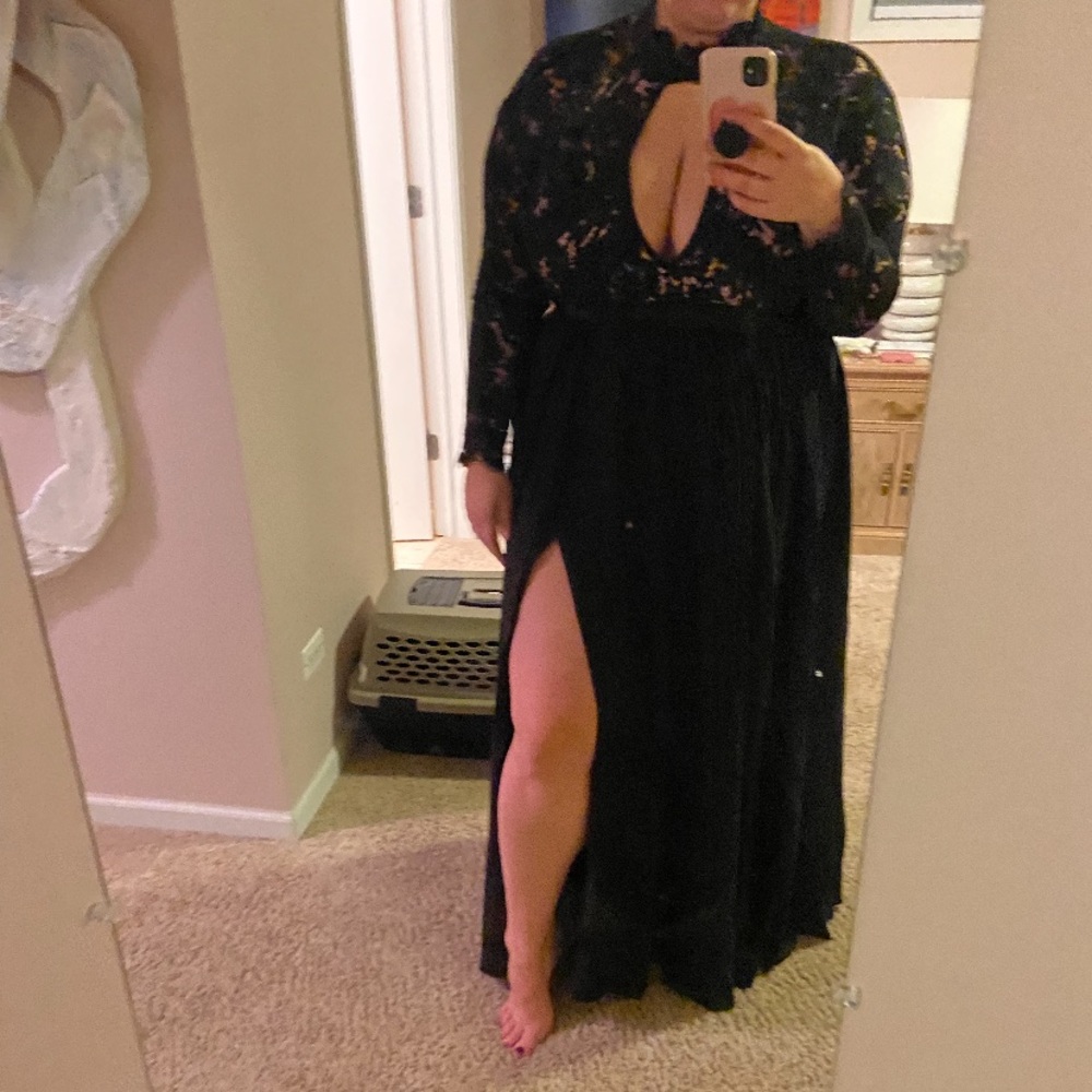 Black lace NWT gown